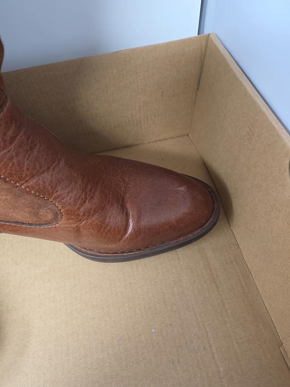 Women's Brown Knee-High Leather Zip Boots